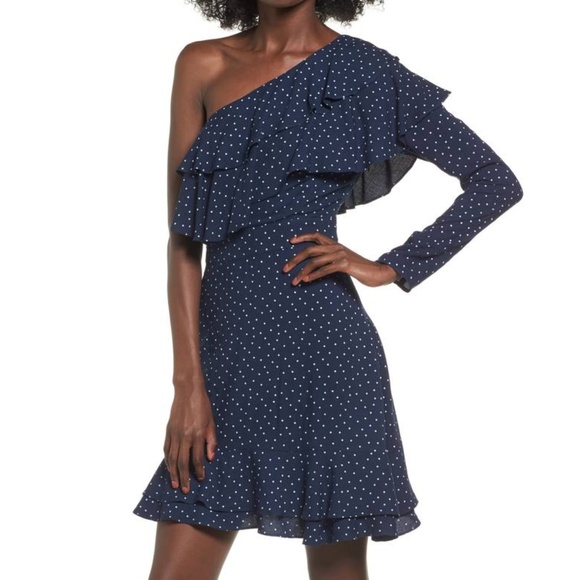 Wayf Dresses & Skirts - WAYF women M dress Laci one shoulder ruffle tiered